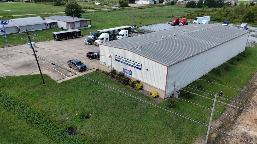 More Photos Of 1319 US-82, Indianola Service For Sale