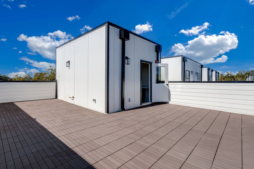 More Photos Of 6001 Lewis St, Dallas Apartments For Sale