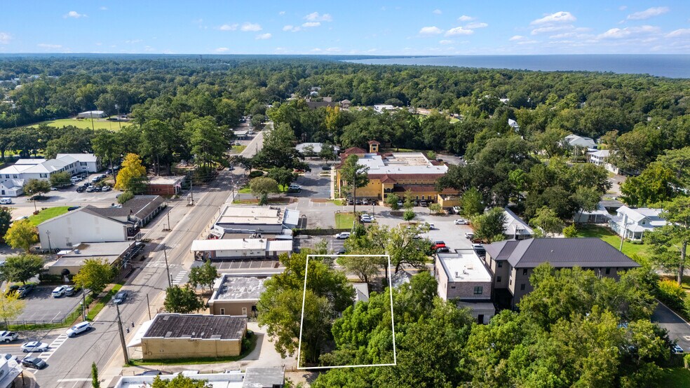 More Photos Of 715 Belrose Ave, Daphne Office For Lease