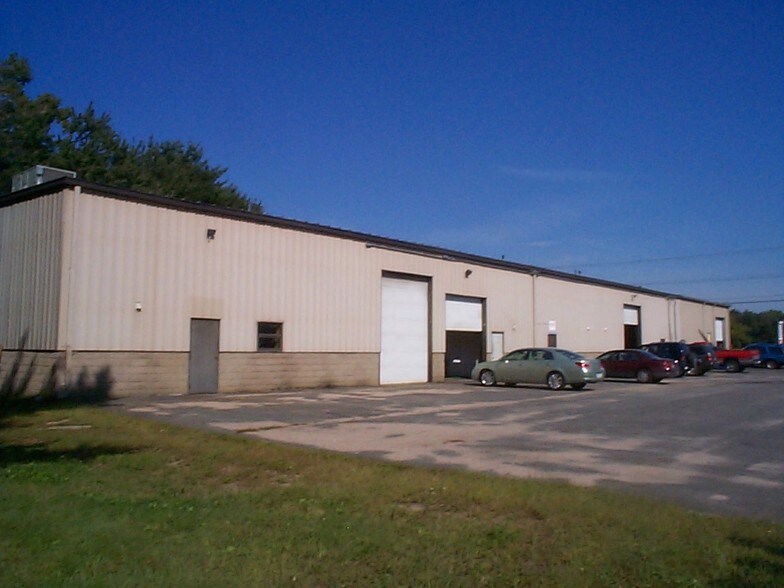 Primary Photo Of 121 Summit Lock Rd, Westfield Warehouse For Lease