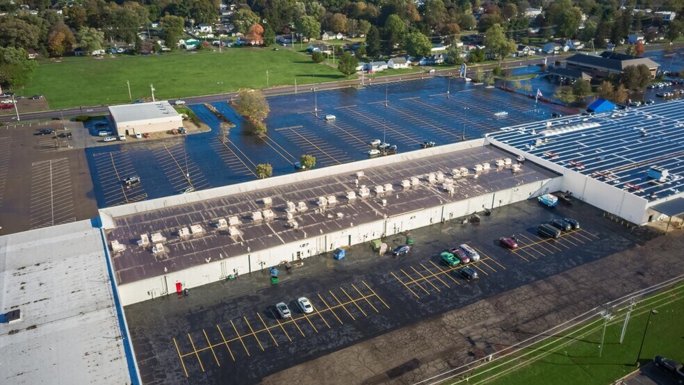 More Photos Of 238-244 Deo Dr, Newark Supermarket For Sale