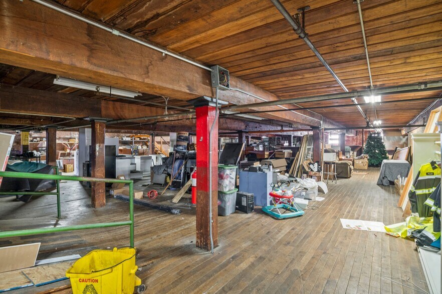 More Photos Of 55 East St, Ware Warehouse For Lease