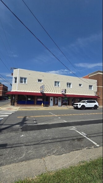 Primary Photo Of 521 Broadway St, Quantico General Retail For Lease
