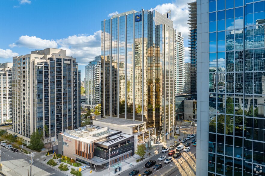 More Photos Of 5001 Yonge St, Toronto Office For Lease
