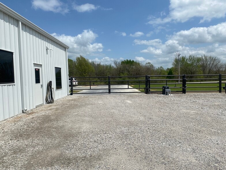 More Photos Of 11160 S 225th East Ave, Broken Arrow Warehouse For Sale