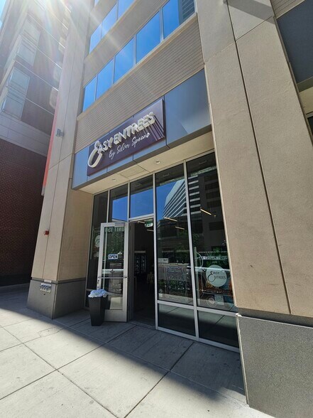 More Photos Of 1776 Curtis St, Denver Apartments For Lease