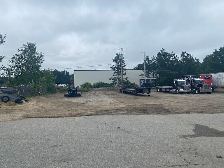 More Photos Of 1 Howe Dr, Amherst Warehouse For Sale