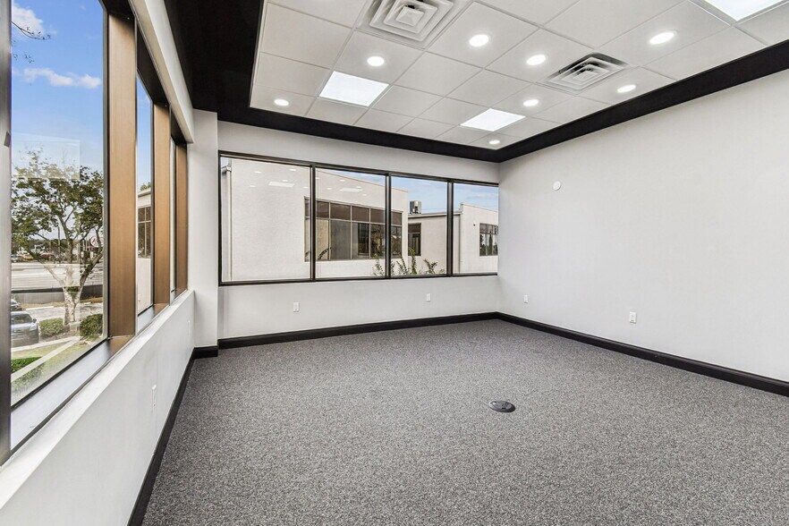 More Photos Of 3804 Gunn Hwy, Tampa Medical For Lease