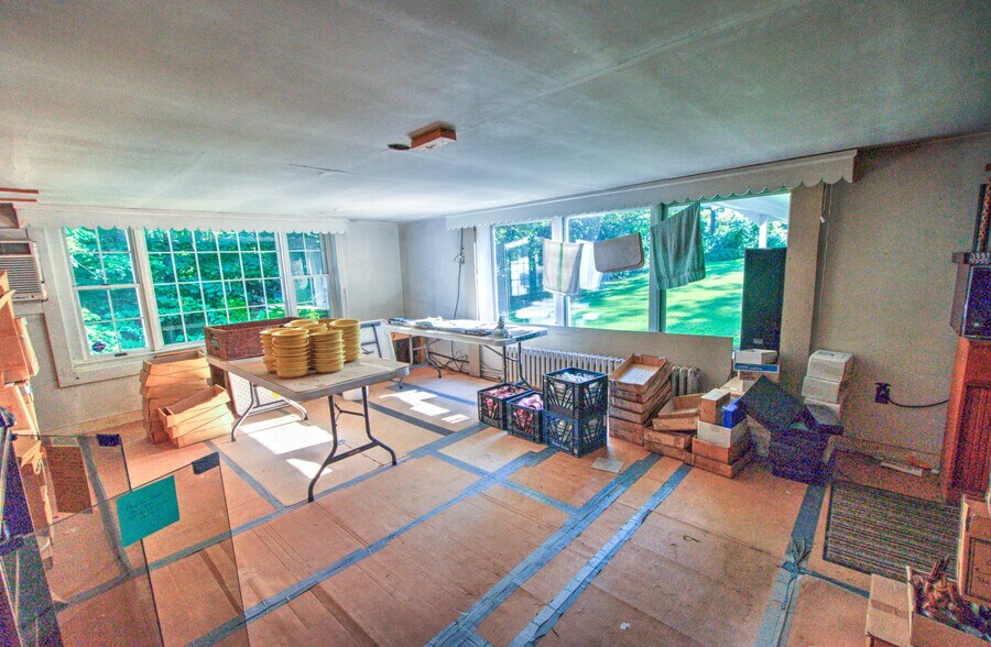 More Photos Of 167 Route 191, Cresco General Retail For Lease