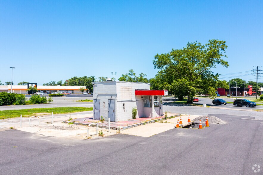 More Photos Of 2110-4355 Route 130, Beverly Storefront For Lease