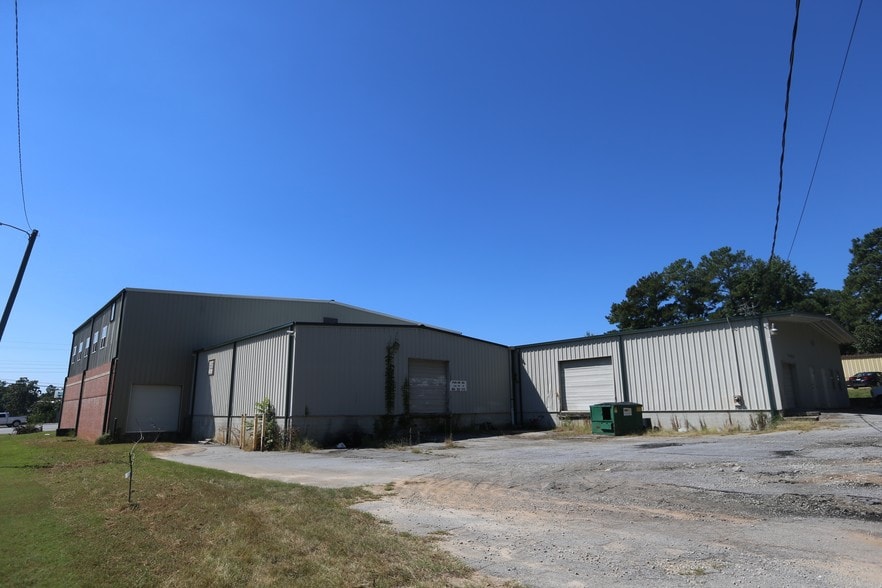 More Photos Of 5259 N Lake Dr, Morrow Warehouse For Lease