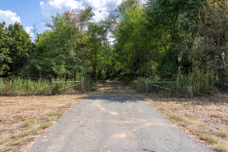 More Photos Of East Highway 66, Wellston Land For Sale