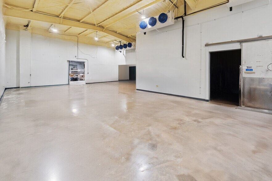 More Photos Of 4200 W Mile 3 Rd, Mission Food Processing For Sale