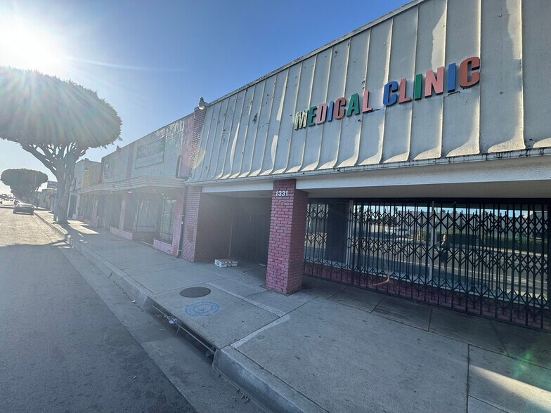More Photos Of 1331 E Compton Blvd, Compton Storefront For Lease