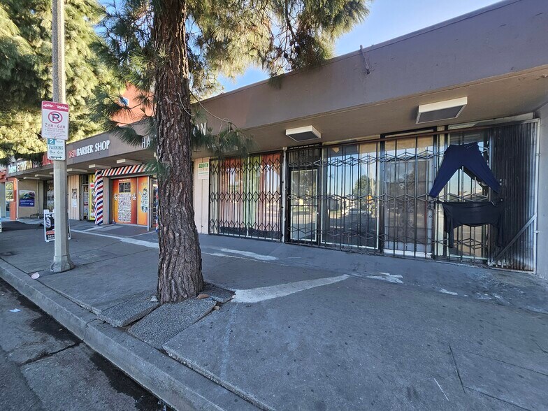 More Photos Of 4020-4028 W Martin Luther King Jr Blvd, Los Angeles Storefront For Sale