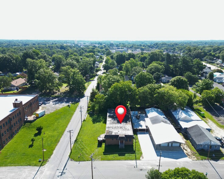 More Photos Of 113 Myrtle St, Thomasville Light Distribution For Sale