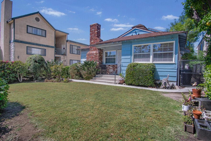More Photos Of 5449 Bellingham Ave, Valley Village Apartments For Sale
