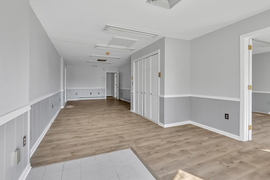 More Photos Of 107 Main St, Hebron Medical For Sale