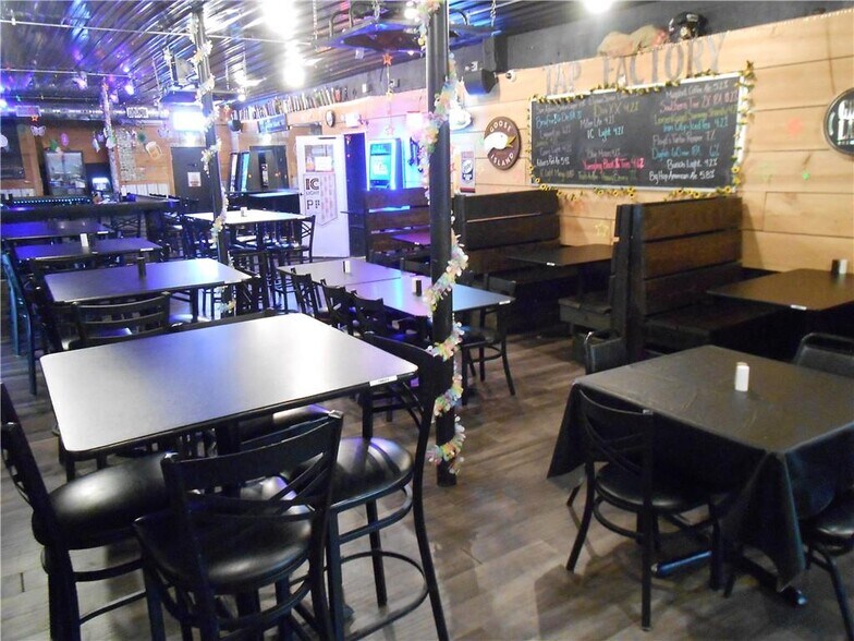 More Photos Of 164 Coyle Curtain Rd, Monongahela General Retail For Sale