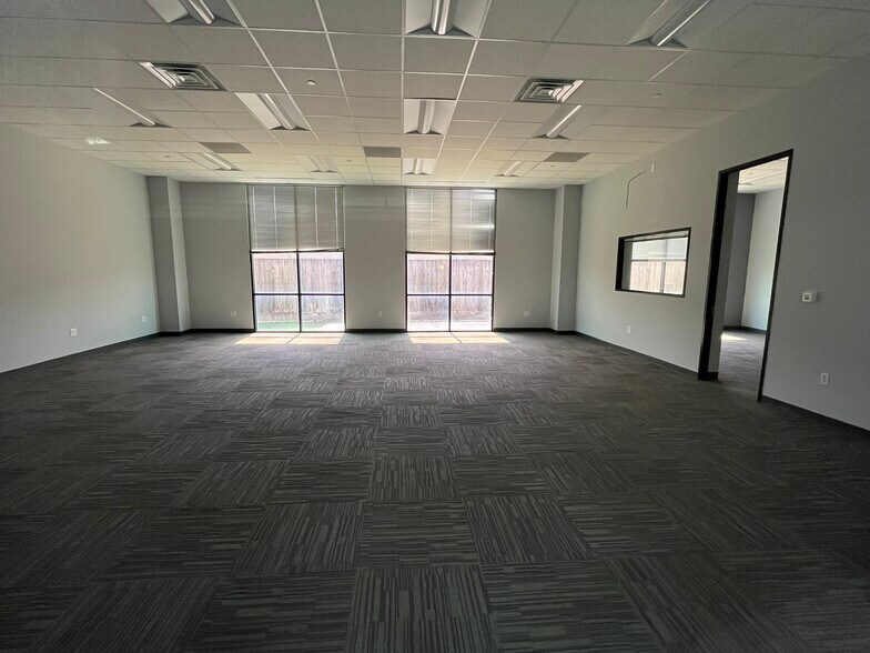 More Photos Of 13111 Westheimer Rd, Houston Office For Sale