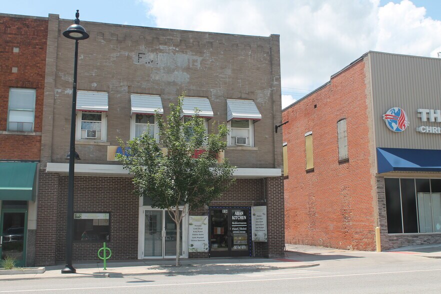 Primary Photo Of 114 S Illinois Ave, Carbondale Storefront Retail Residential For Sale
