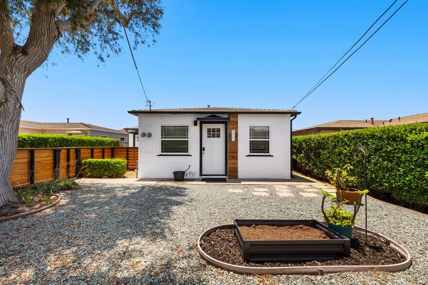 More Photos Of 530-32 Delaware St, Imperial Beach Apartments For Sale