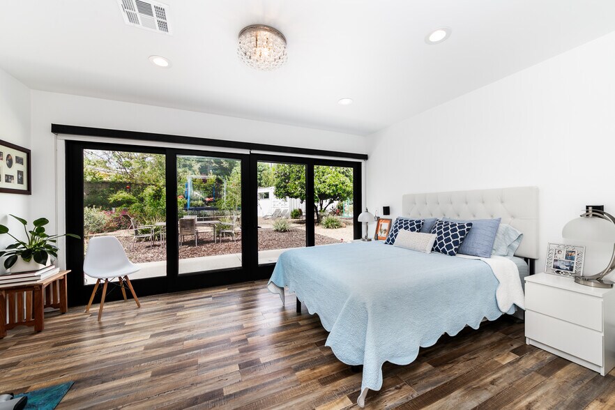 More Photos Of 1865 El Monte Dr, Thousand Oaks Apartments For Sale