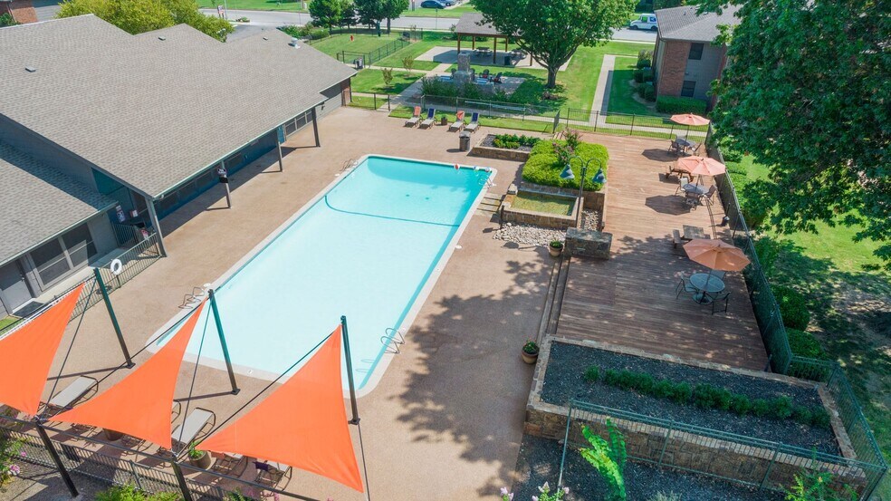 More Photos Of 6326 S 107th East Ave, Tulsa Apartments For Sale