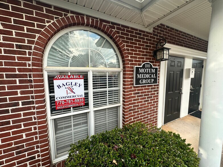 Primary Photo Of 106 Pilgrim Village Dr, Cumming Office For Sale