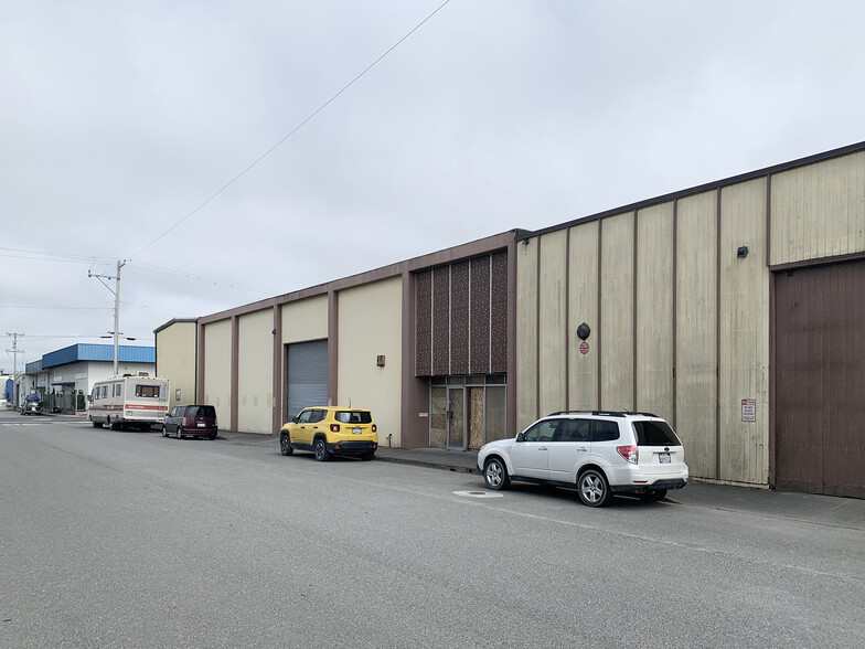 More Photos Of 109 W 3rd St, Eureka Warehouse For Lease