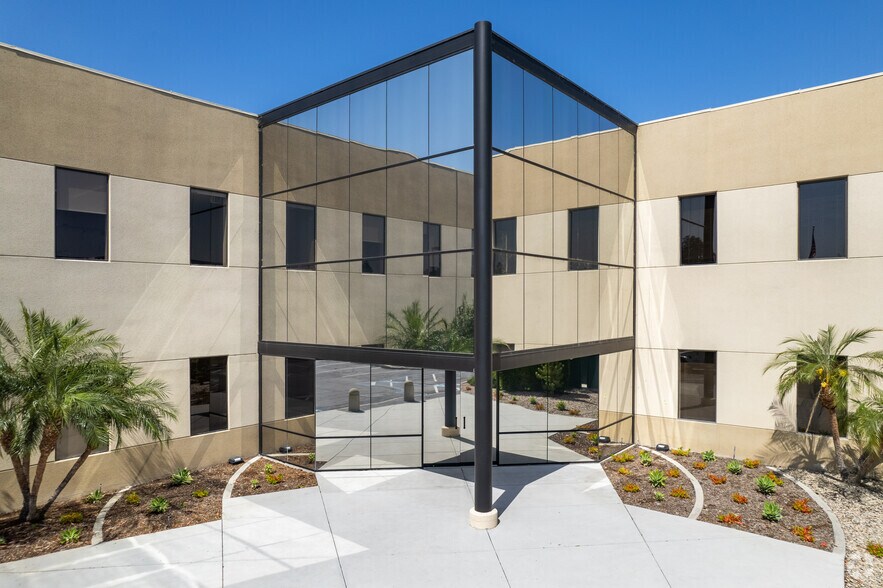 More Photos Of 2742 Dow Ave, Tustin Office For Sale