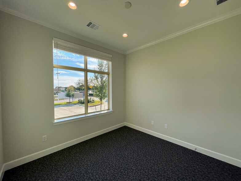 More Photos Of 7700 Preston Rd, Frisco Medical For Lease