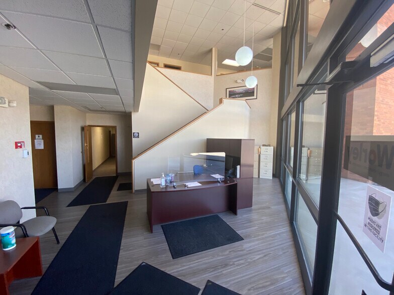 More Photos Of 2220 Grant Rd, Billings Office For Sale