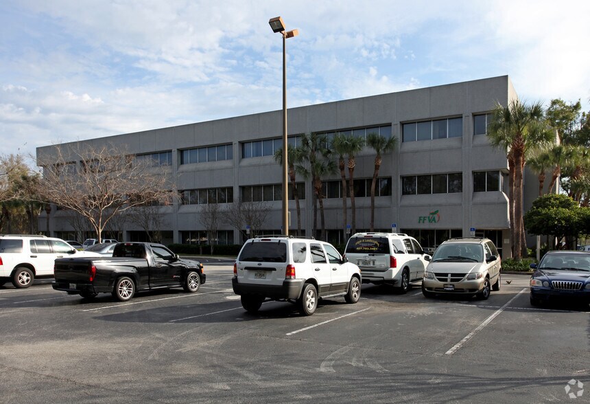 More Photos Of 800 Trafalgar Ct, Maitland Office For Lease