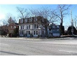 More Photos Of 235 Randall St, Oakville Office For Sale