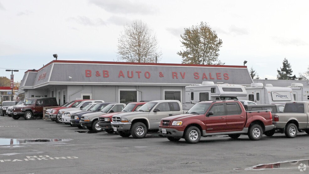 More Photos Of 1806 River Rd E, Puyallup Auto Dealership For Sale