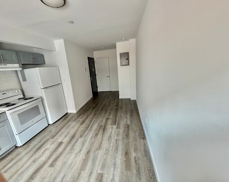 More Photos Of 2097 Davidson Ave, Bronx Apartments For Sale