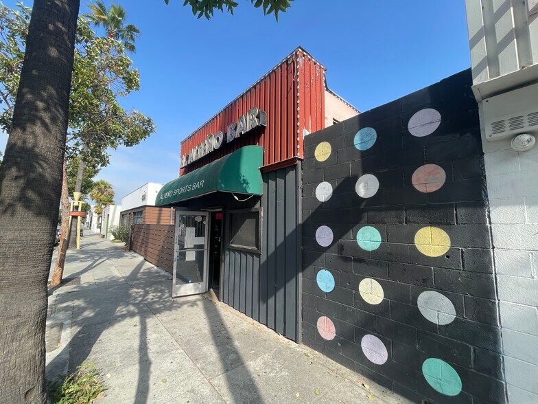 More Photos Of 8554 Washington Blvd, Culver City Bar For Sale