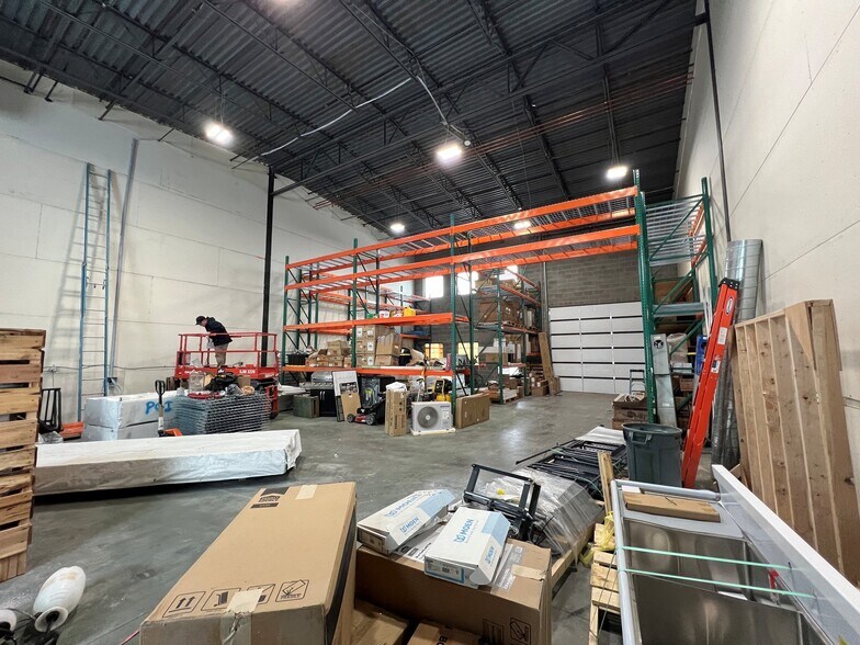 More Photos Of 445 N 2000 W, Springville Flex For Lease