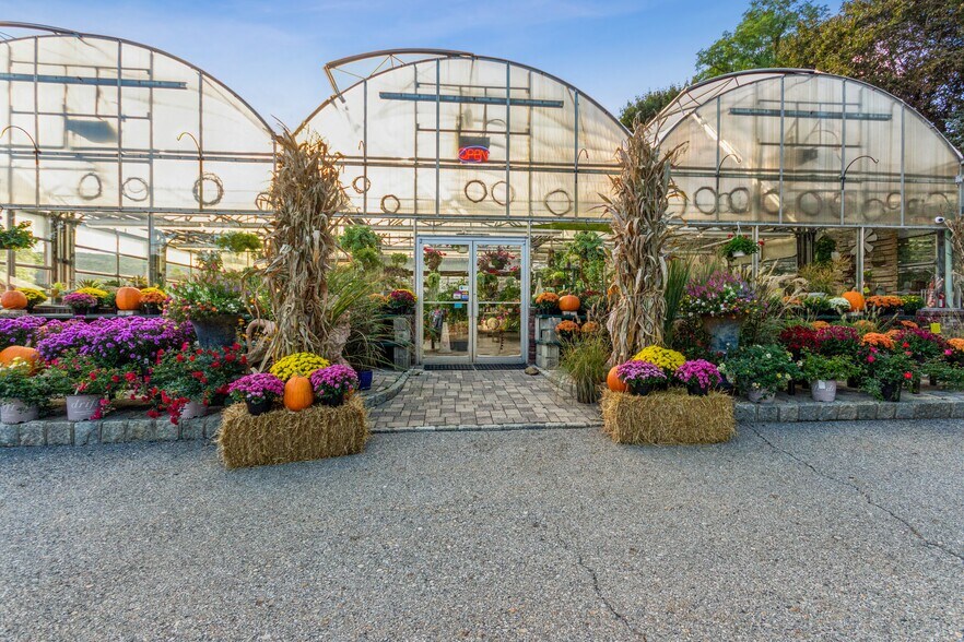 More Photos Of 178 Charles Colman Blvd, Pawling Garden Center For Sale