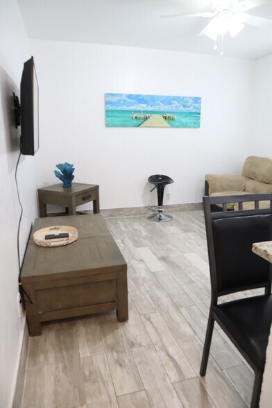 More Photos Of 101-107 Tacoma Ln, West Palm Beach Apartments For Lease