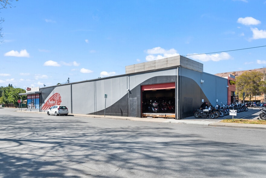 More Photos Of 456-460 Meridian Ave, San Jose Auto Dealership For Sale