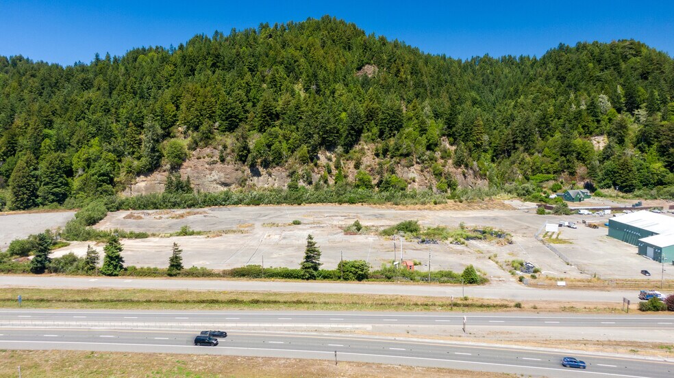 More Photos Of 925 Northwestern Avenue, Rio Dell Land For Sale