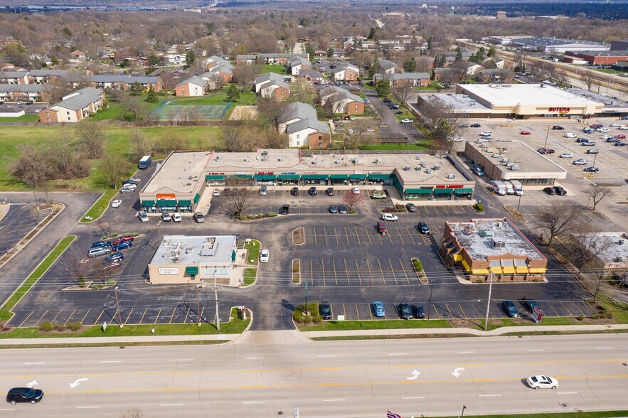 More Photos Of 100-150 Tyler Creek Plz, Elgin Storefront For Lease