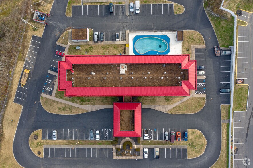 More Photos Of 2407 Brick Church Pike, Nashville Hotel For Sale