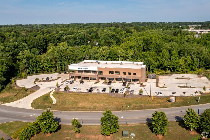 More Photos Of 247 E Mount Gallant Rd, Rock Hill General Retail For Lease