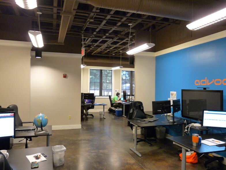 More Photos Of 607 Pendleton St, Greenville Office For Lease