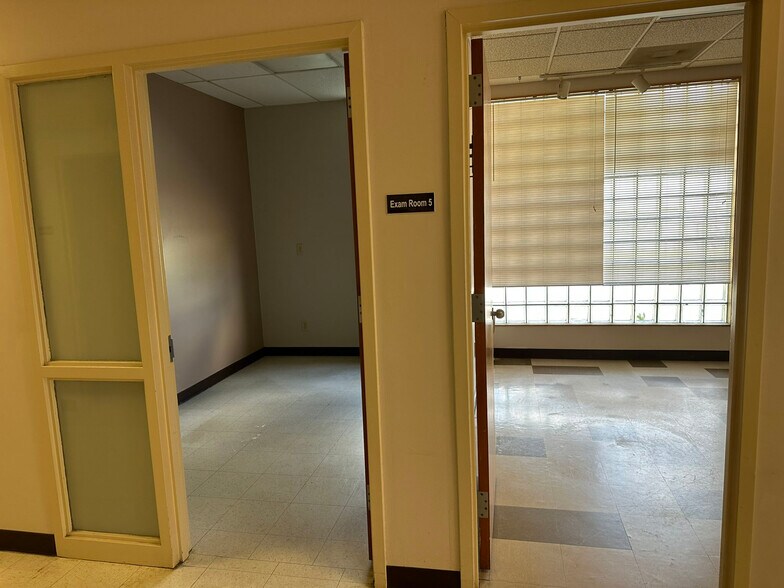 More Photos Of 961 Canal St, Syracuse Medical For Sale