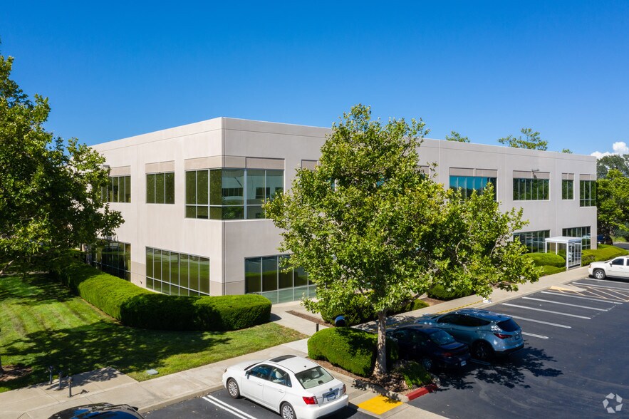 More Photos Of 1101 Creekside Ridge Dr, Roseville Office For Lease