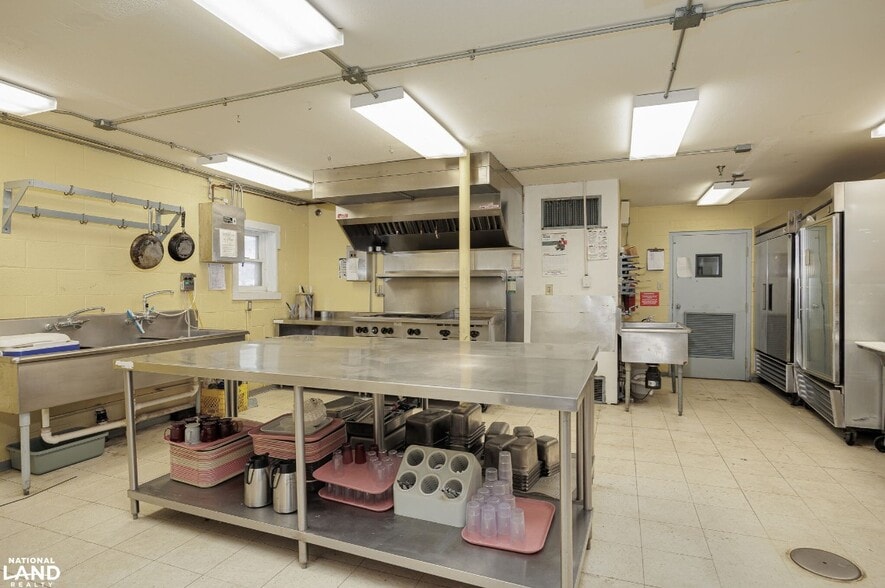 More Photos Of 300 Cedar St, Tarkio Skilled Nursing Facility For Sale